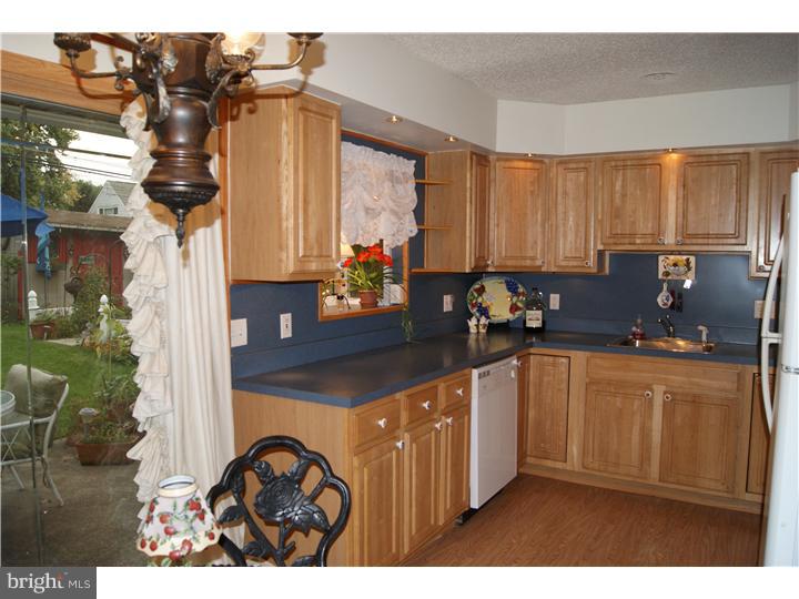 34 Iris Road Levittown, PA 19057 - Photo 20 of 25 Gallery Image 20