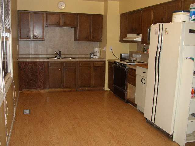 492 South Harvey Road Jackson, MI 49201 - Photo 5 of 10 Photo 5