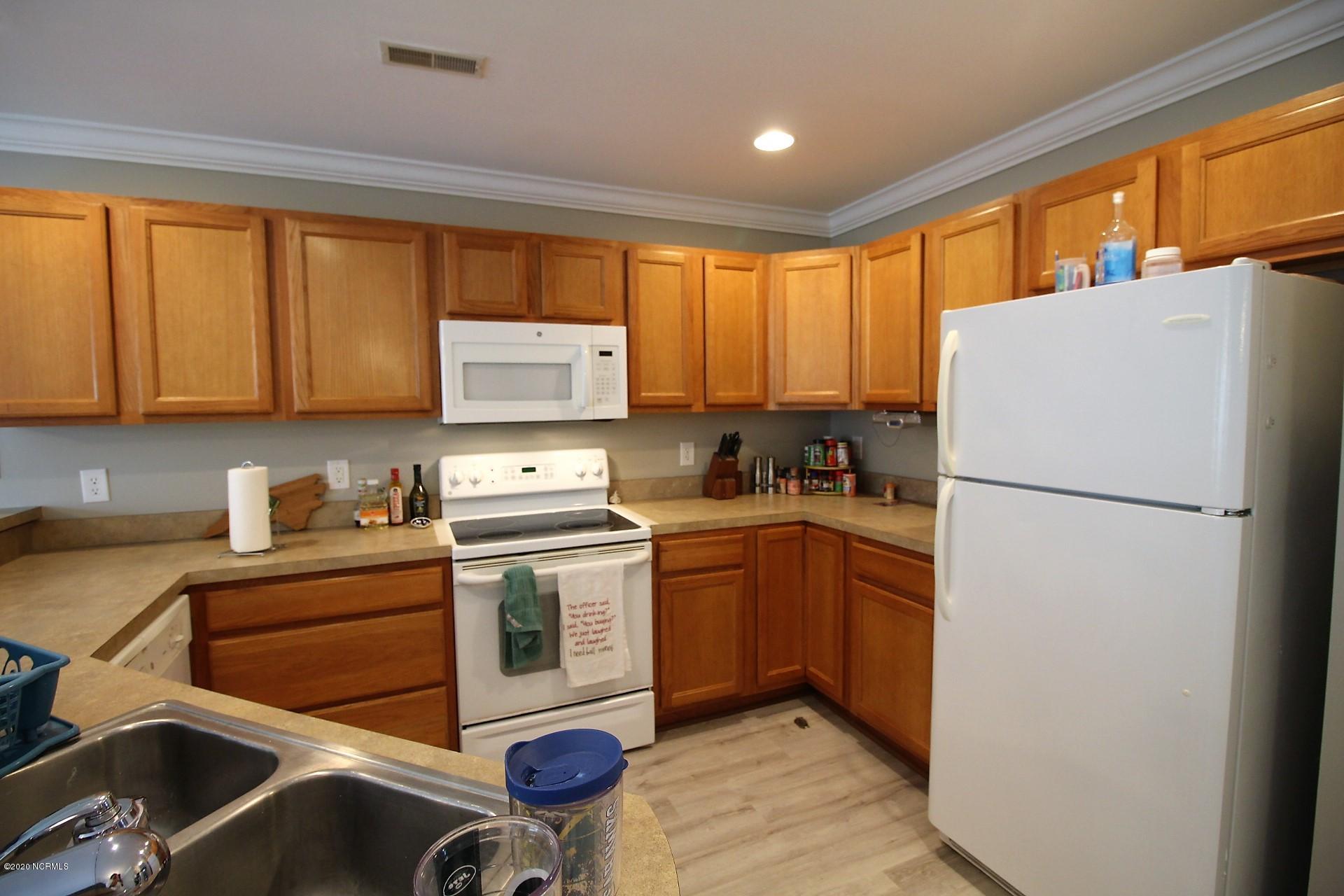 2102 Mayberry Loop Road, Unit 2 Morehead City, NC 28557 - Photo 17 of 42 IMG_1872