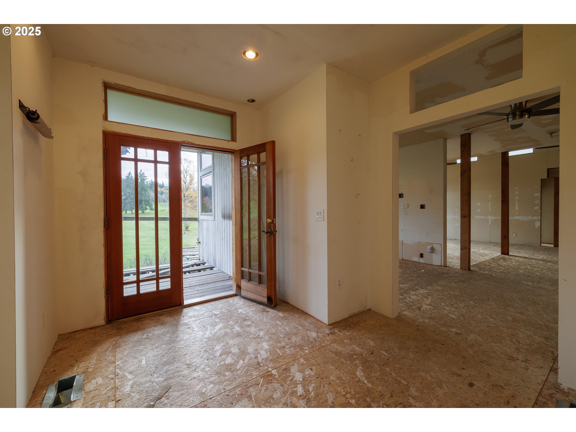 2770 Agate Street Eugene, OR 97403 - Photo 28 of 42 a view of an empty room with a window