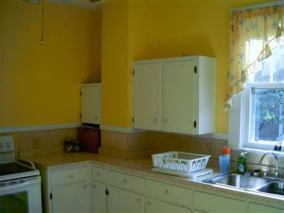 1520 Versailles Road Lexington, KY 40504 - Photo 3 of 8 Kitchen
