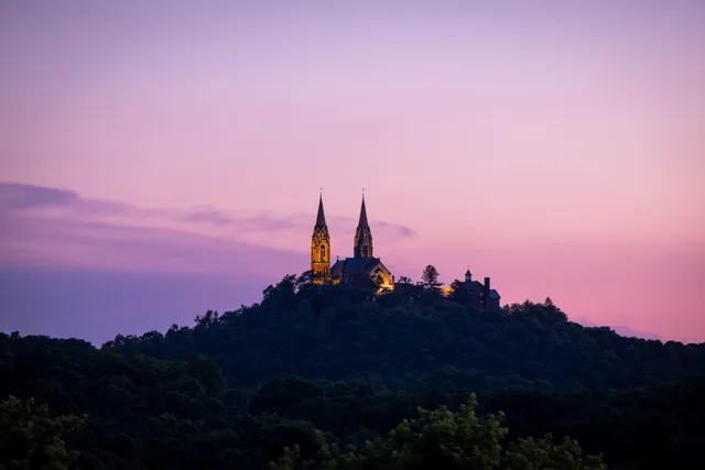 $1,150,000 | 5365 Highway 167, Erin, WI 53033