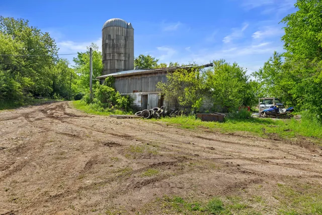 $1,150,000 | 5365 Highway 167, Erin, WI 53033