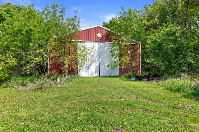 $1,150,000 | 5365 Highway 167, Erin, WI 53033