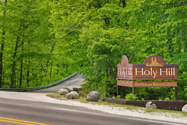 $1,150,000 | 5365 Highway 167, Erin, WI 53033