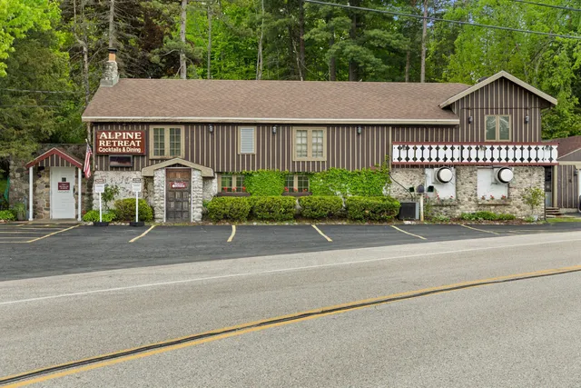 $1,150,000 | 5365 Highway 167, Erin, WI 53033