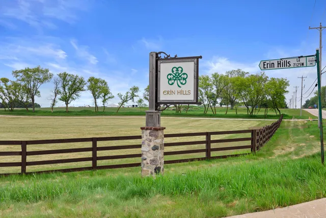 $1,150,000 | 5365 Highway 167, Erin, WI 53033