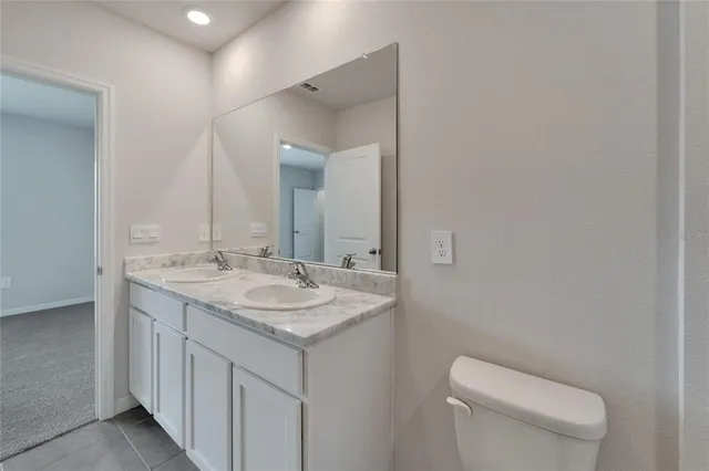 $2,550 | 17641 Crescent Moon Loop, Bradenton, FL 34211