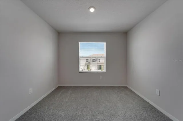 $2,550 | 17641 Crescent Moon Loop, Bradenton, FL 34211