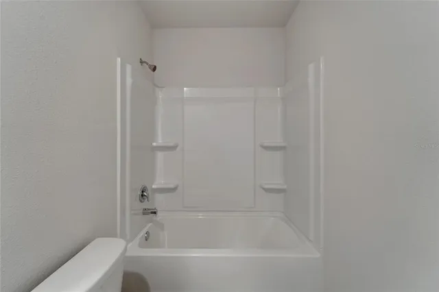 $2,550 | 17641 Crescent Moon Loop, Bradenton, FL 34211