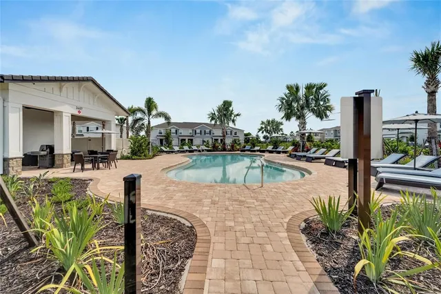 $2,550 | 17641 Crescent Moon Loop, Bradenton, FL 34211