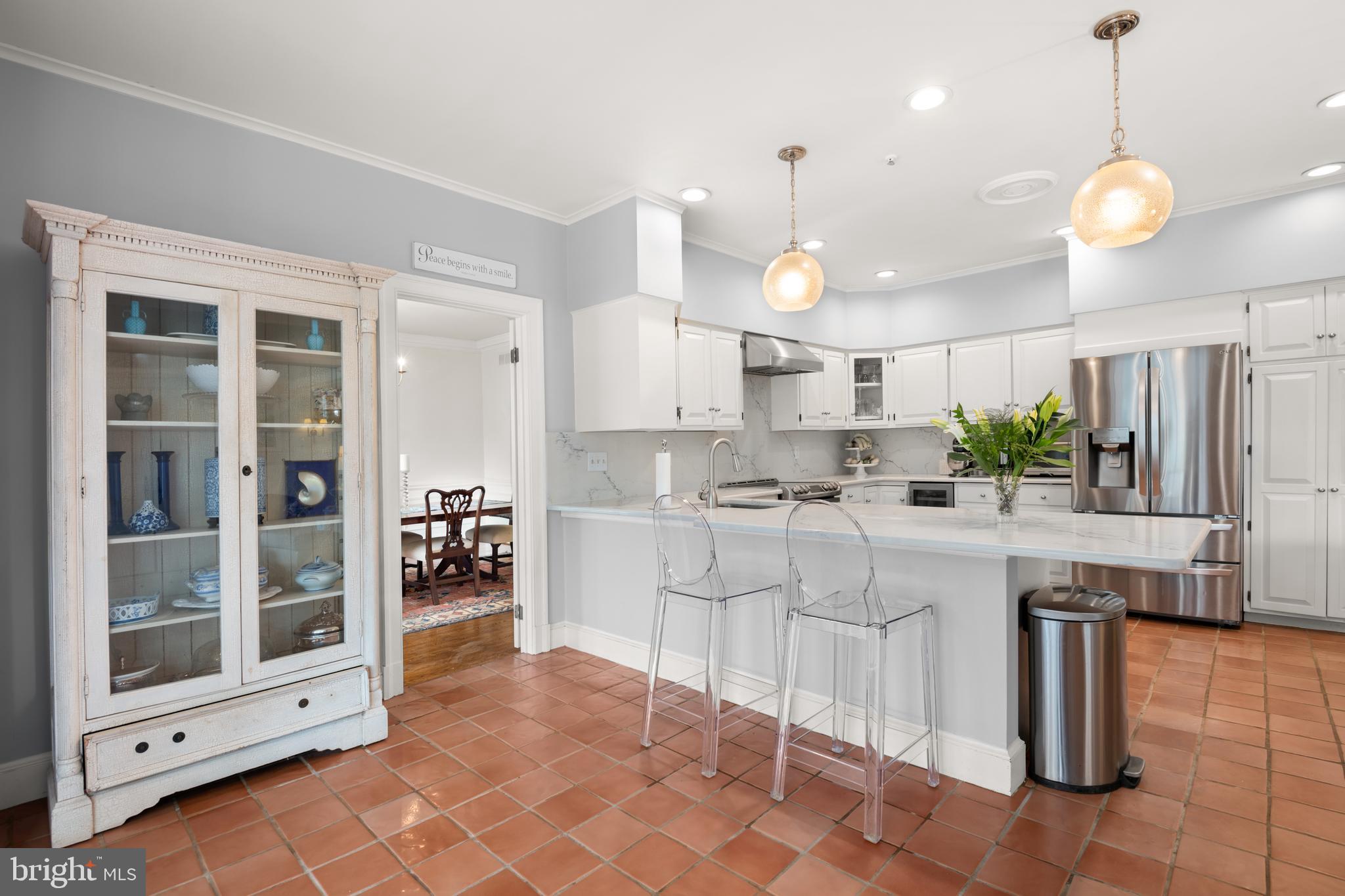 10725 River Road Potomac, MD 20854 - Photo 11 of 50 Kitchen