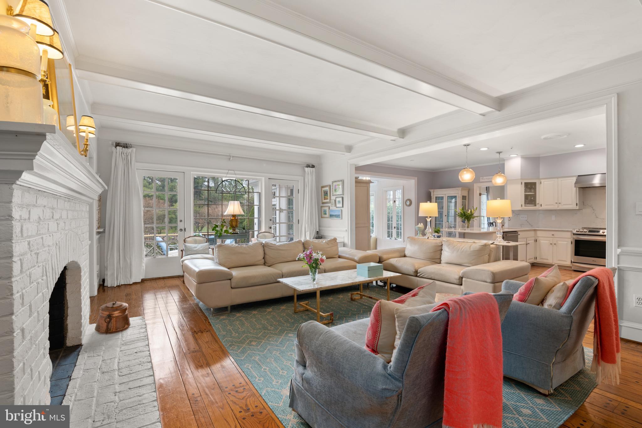 10725 River Road Potomac, MD 20854 - Photo 13 of 50 Gathering Room