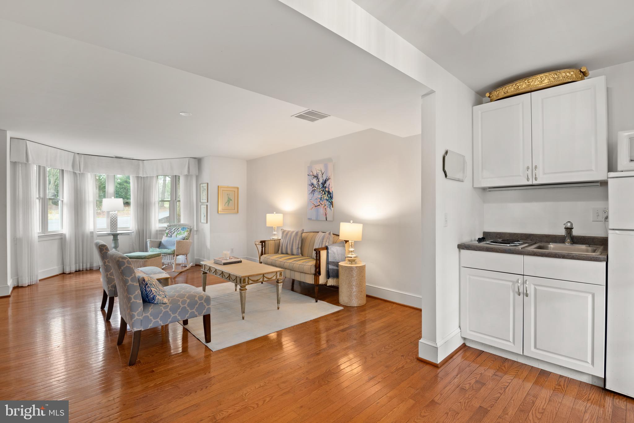 10725 River Road Potomac, MD 20854 - Photo 21 of 50 Main Level Apartment