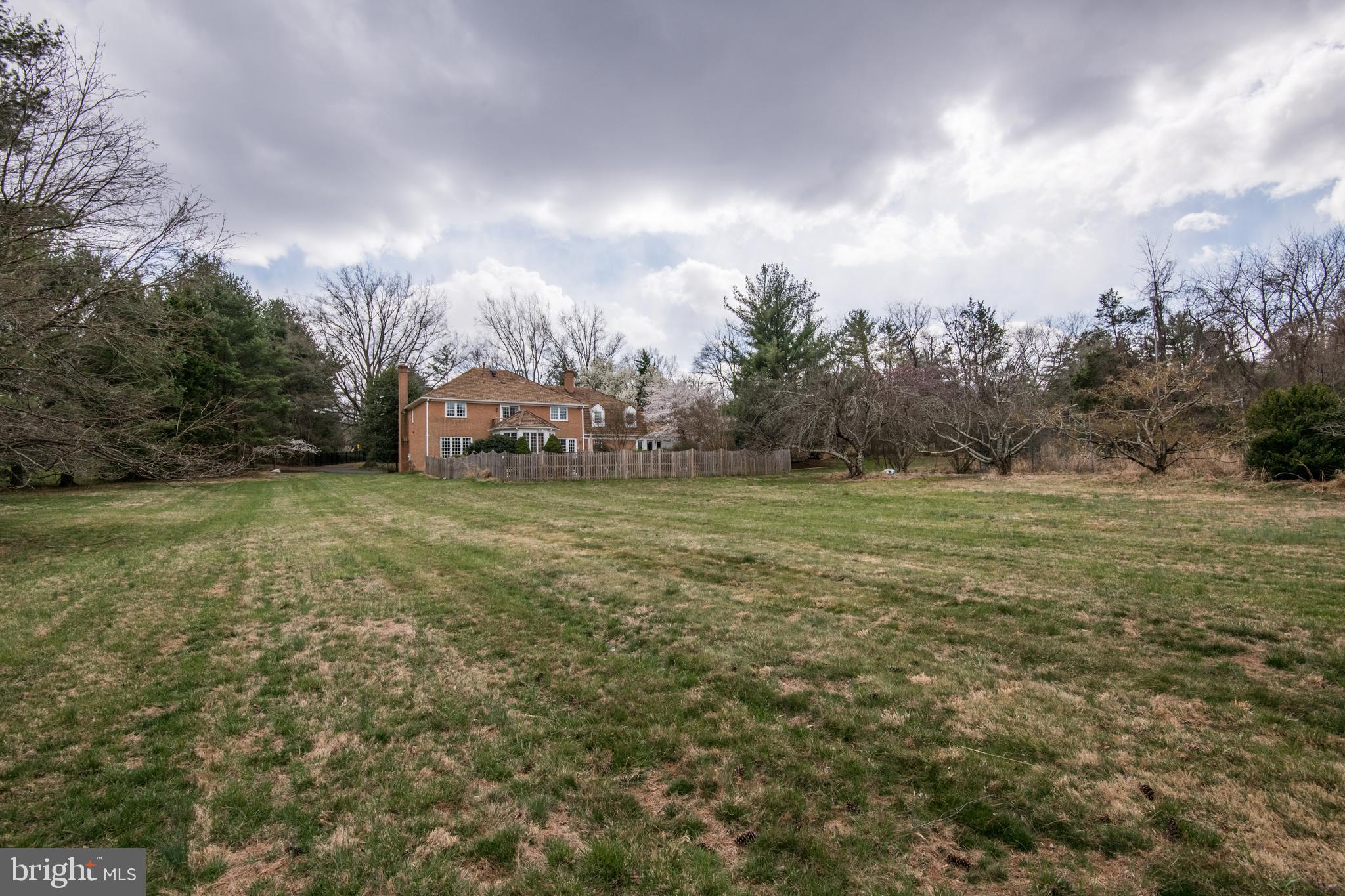 10725 River Road Potomac, MD 20854 - Photo 50 of 50 Grounds