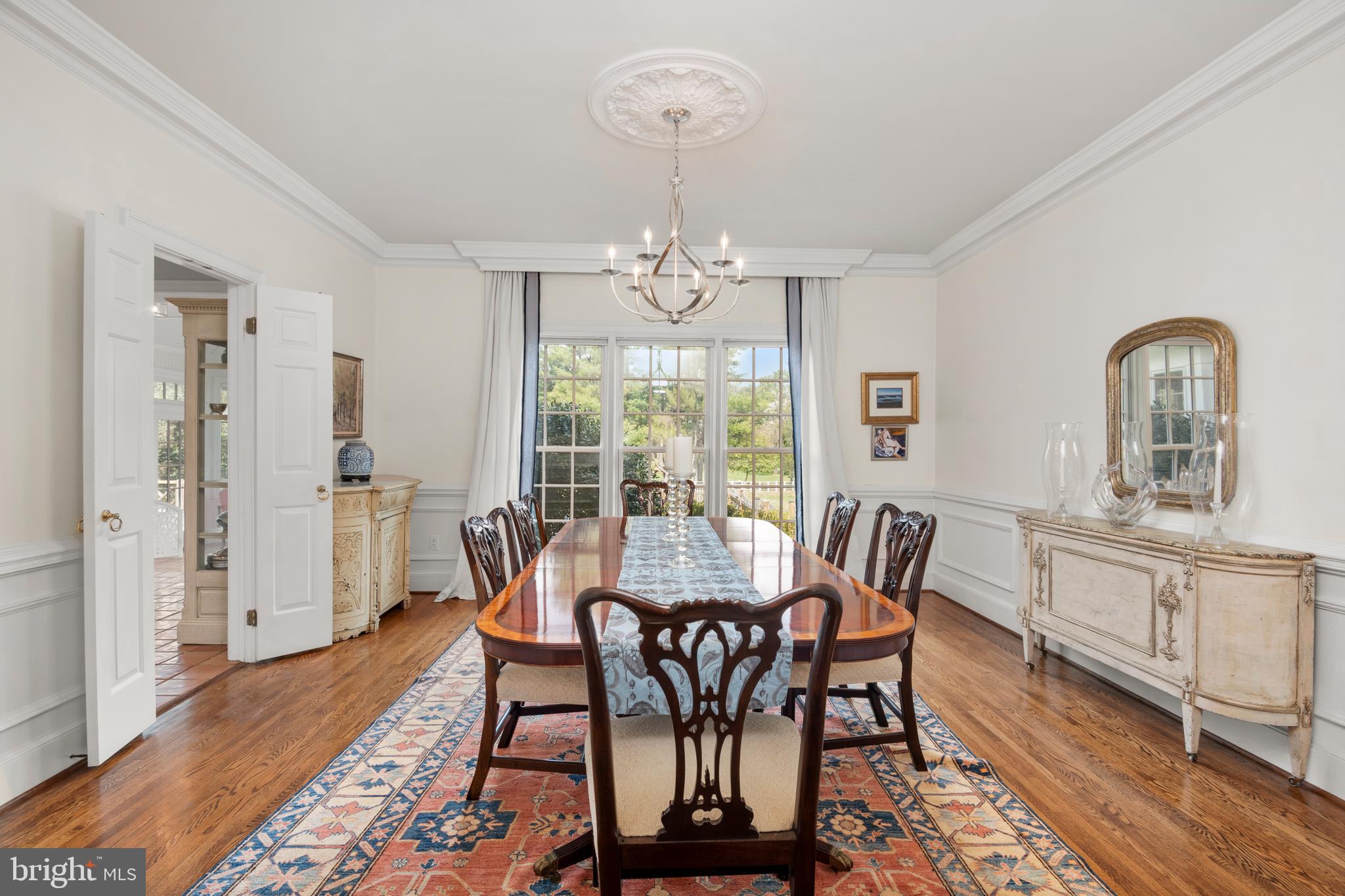 10725 River Road Potomac, MD 20854 - Photo 6 of 50 Dining Room