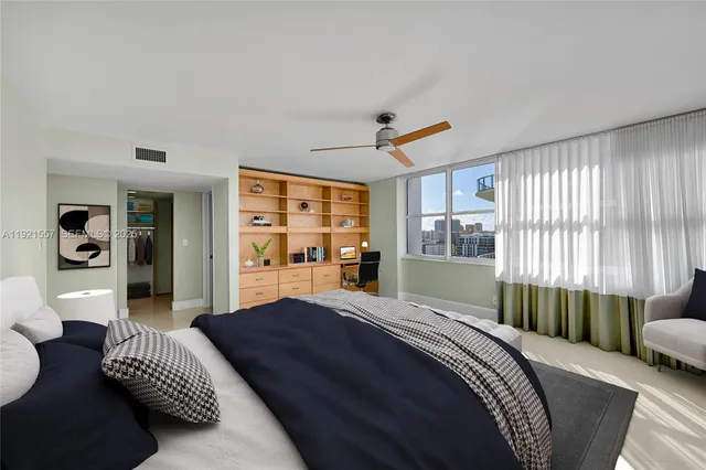 $899,000 | 936 Intracoastal Drive, Unit 15H, Fort Lauderdale, FL 33304