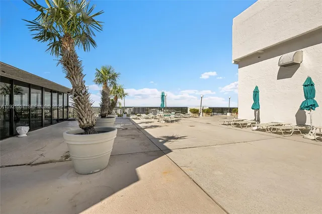 $899,000 | 936 Intracoastal Drive, Unit 15H, Fort Lauderdale, FL 33304