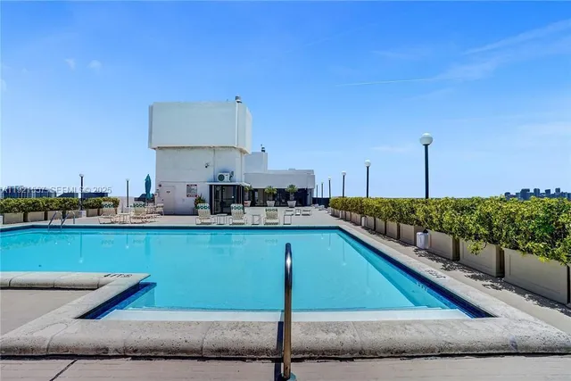 $899,000 | 936 Intracoastal Drive, Unit 15H, Fort Lauderdale, FL 33304