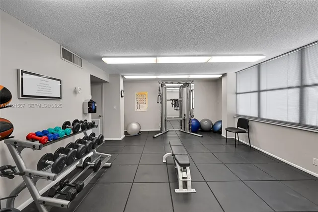 $899,000 | 936 Intracoastal Drive, Unit 15H, Fort Lauderdale, FL 33304