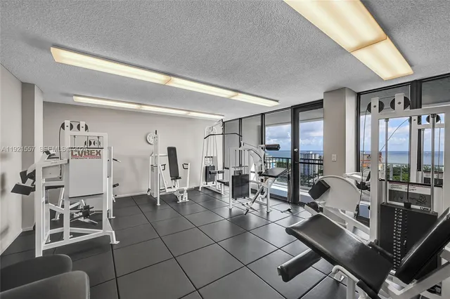 $899,000 | 936 Intracoastal Drive, Unit 15H, Fort Lauderdale, FL 33304