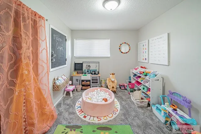 $440,000 | 396 Redwood Drive, Idaho Falls, ID 83401