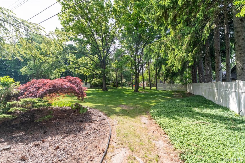 11050 Wealthy Lane Romeo, MI 48065 - Photo 44 of 53