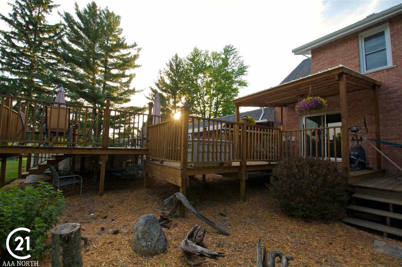 10975 Brandon Road Emmett, MI 48022 - Photo 3 of 30