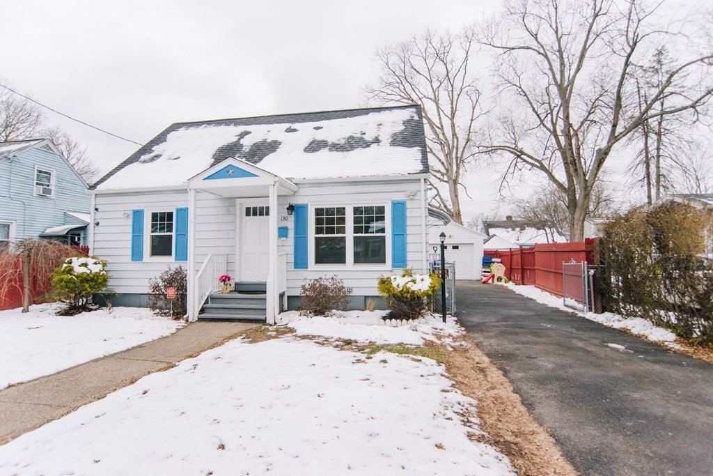 130 Powell Avenue Springfield, MA 01118 - Photo 3 of 42 Gallery Image 3
