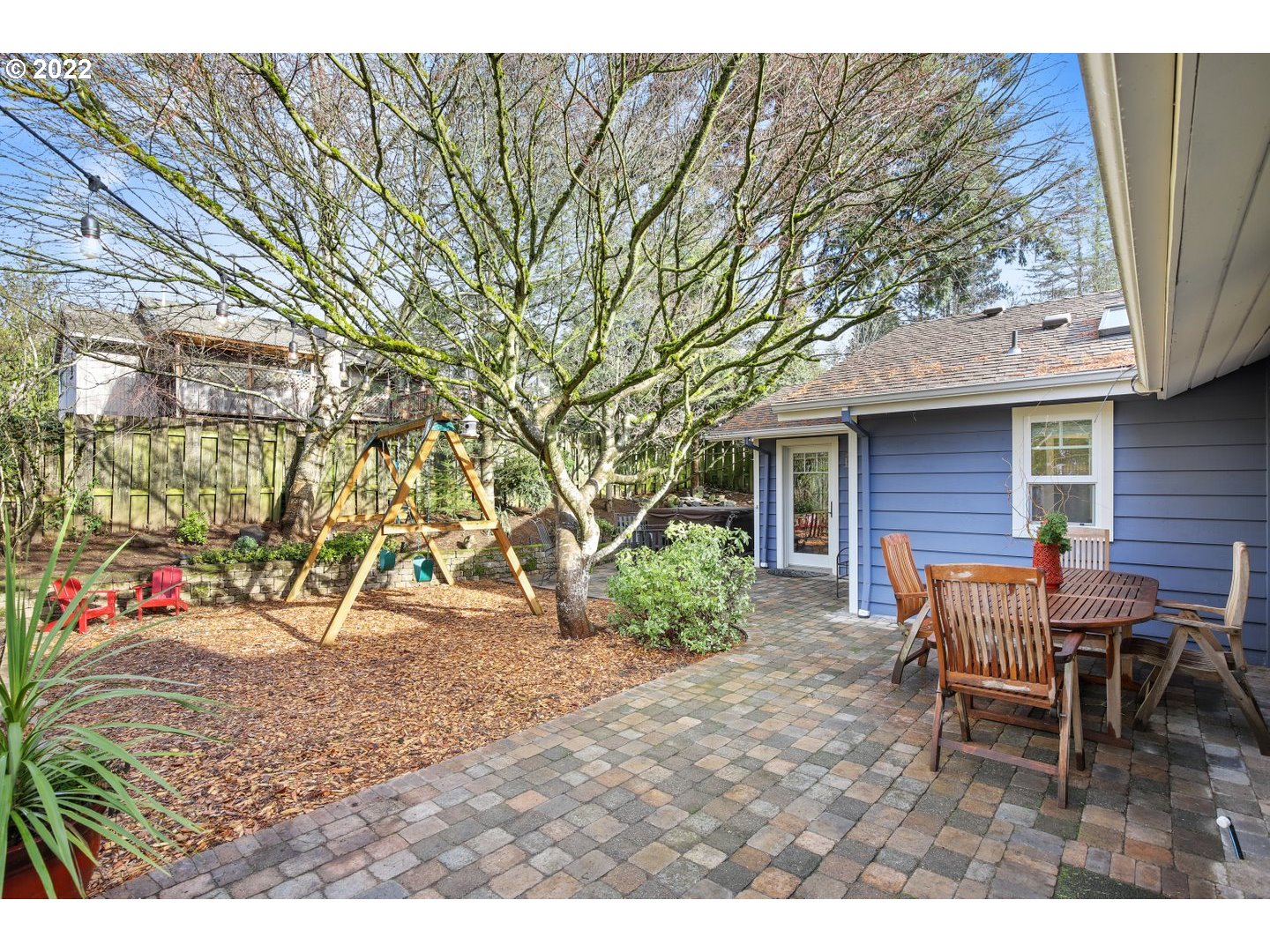 6127 Southwest Radcliff Street Portland, OR 97219 - Photo 26 of 32 Gallery Image 26