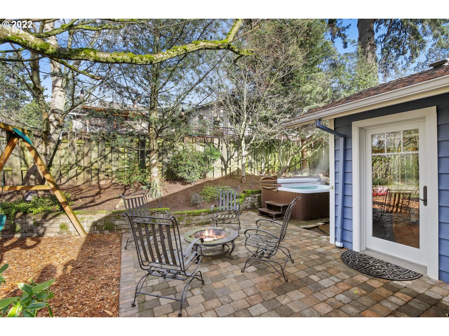 6127 Southwest Radcliff Street Portland, OR 97219 - Photo 27 of 32 Gallery Image 27