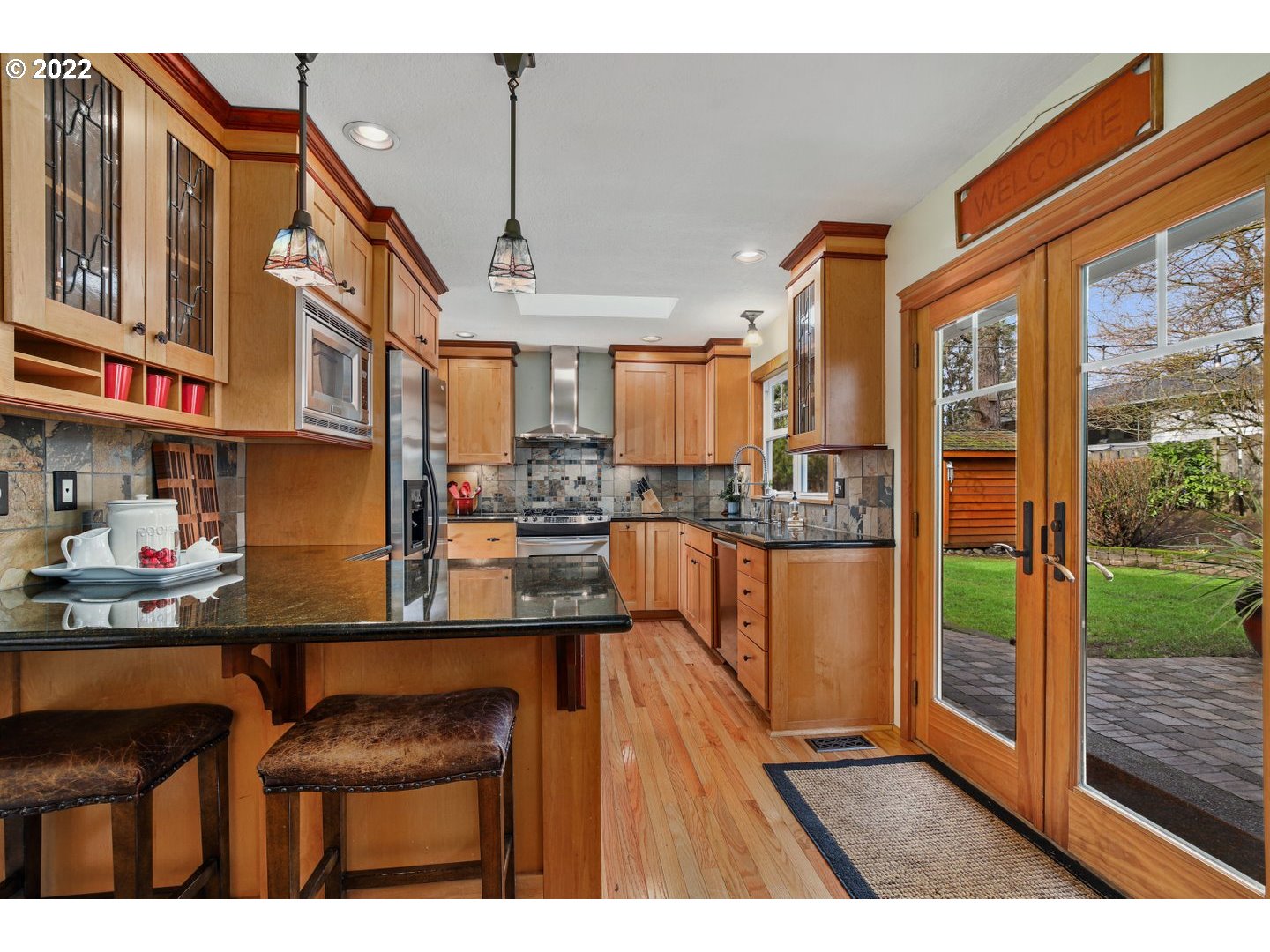 6127 Southwest Radcliff Street Portland, OR 97219 - Photo 7 of 32 Gallery Image 7