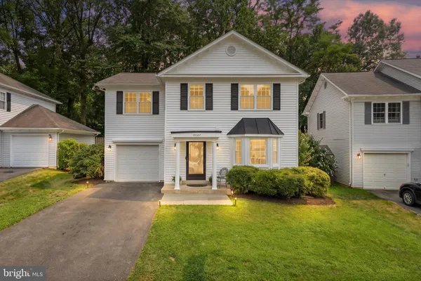 $785,000 | 10127 Schoolhouse Woods Court, Burke, VA 22015