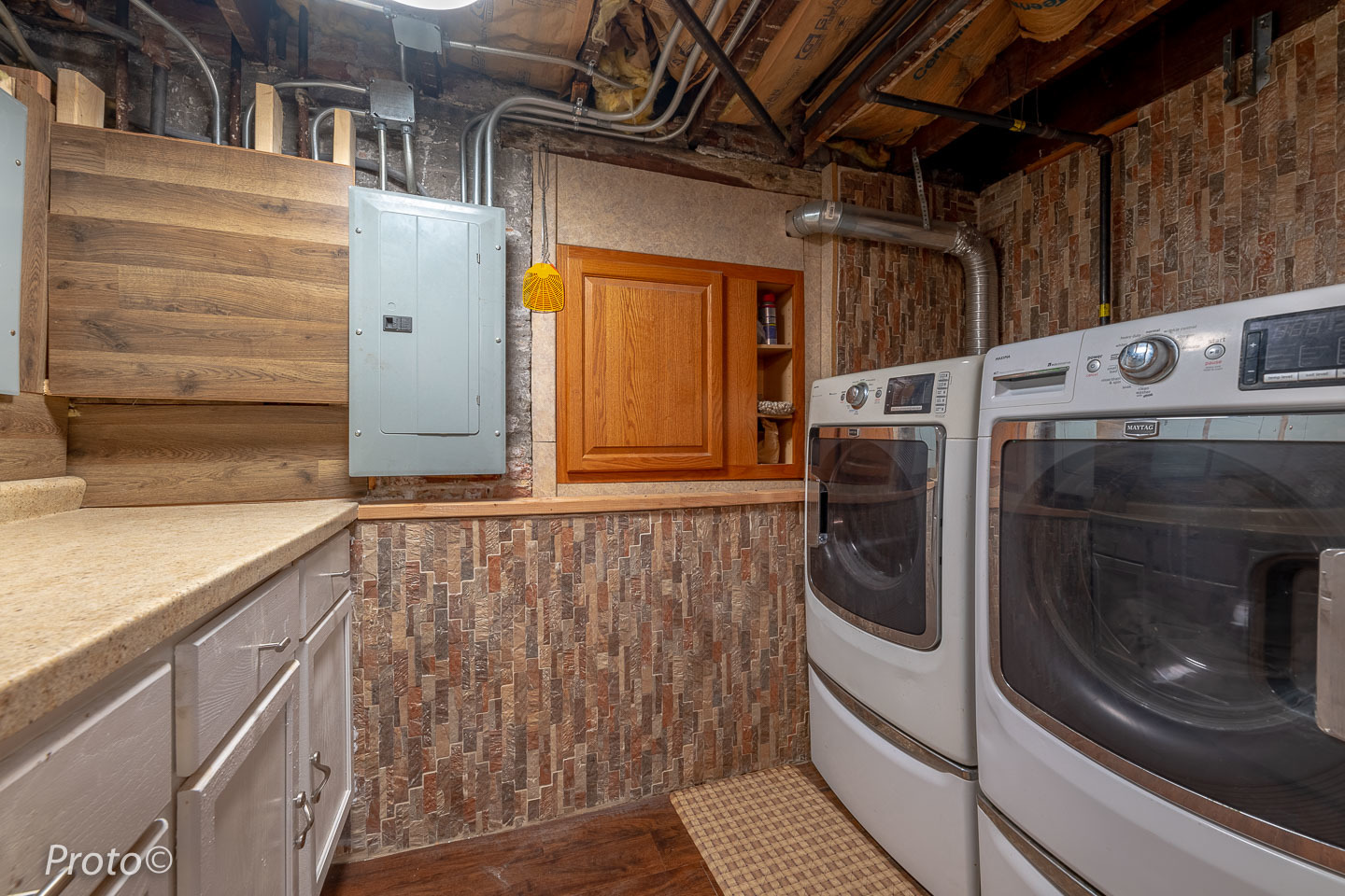 3605 West Cermak Road Chicago, IL 60623 - Photo 30 of 41 a utility room with dryer and washer
