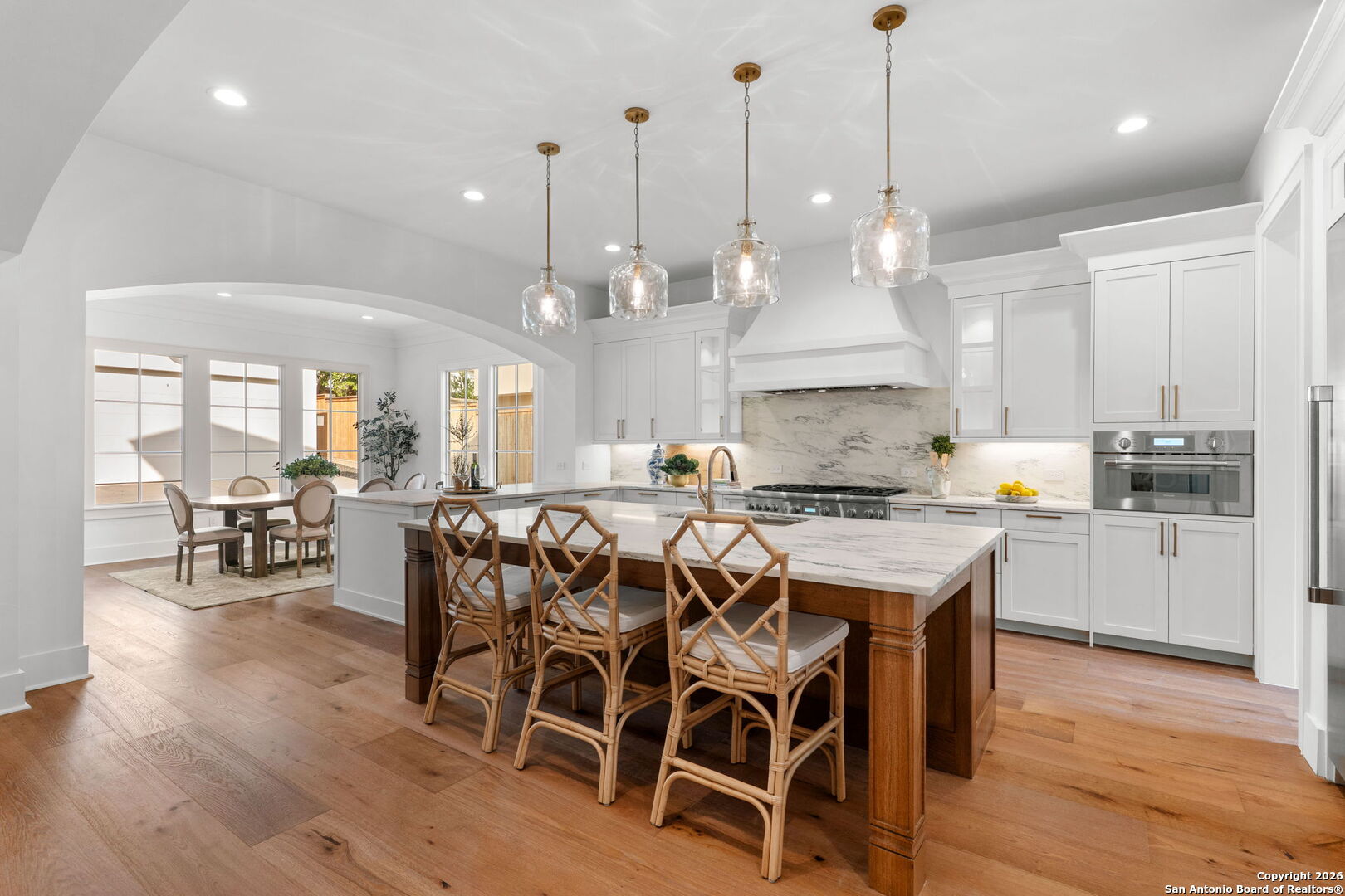 817 Garraty Road Terrell Hills, TX 78209 - Photo 12 of 34