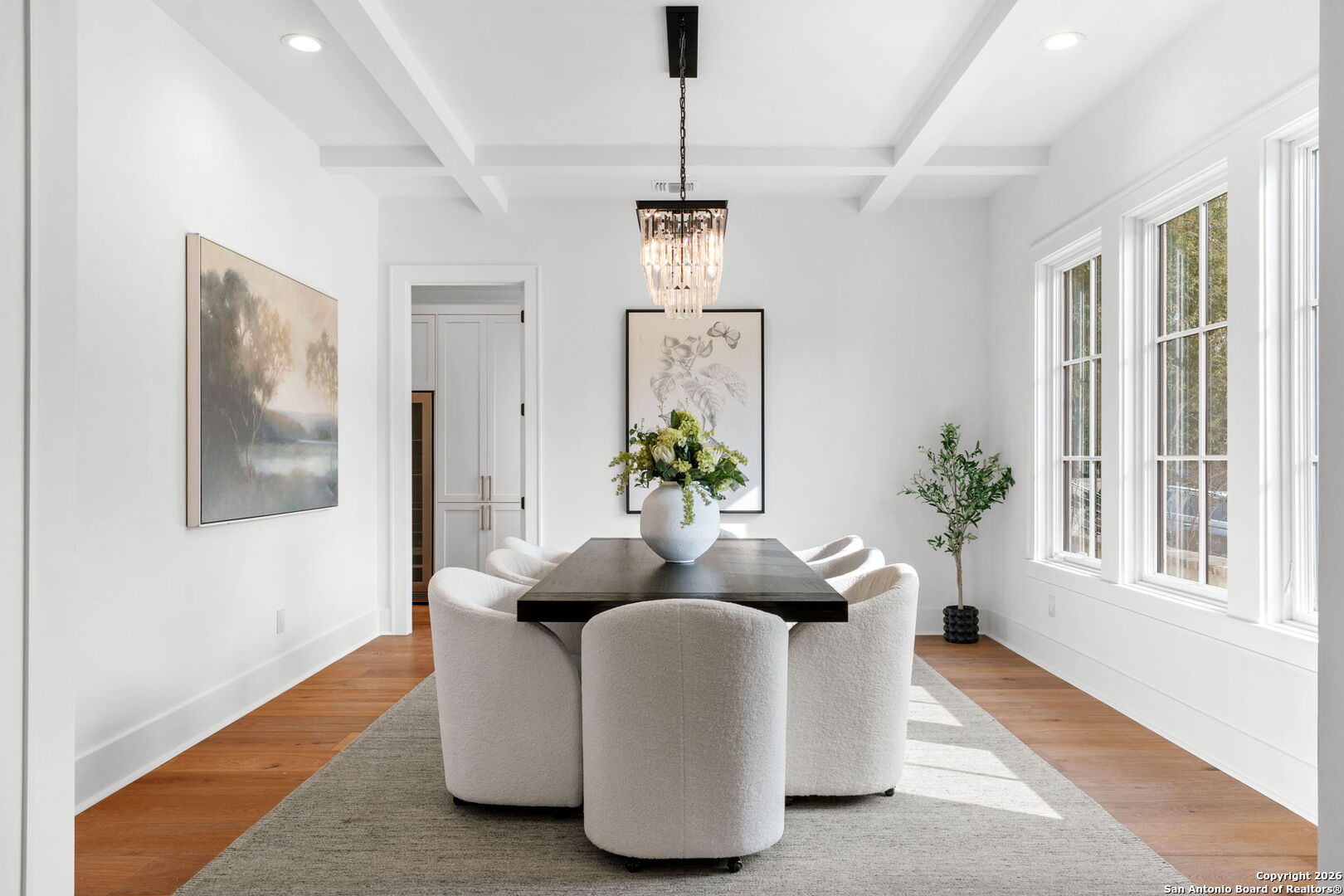 817 Garraty Road Terrell Hills, TX 78209 - Photo 3 of 34