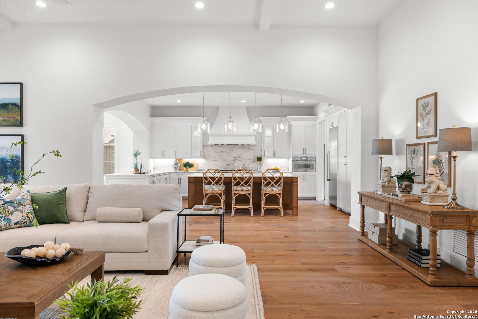 817 Garraty Road Terrell Hills, TX 78209 - Photo 9 of 34