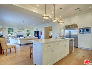 208 Sunridge Street Playa del Rey, CA 90293 - Photo 11 of 38