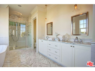 208 Sunridge Street Playa del Rey, CA 90293 - Photo 18 of 38