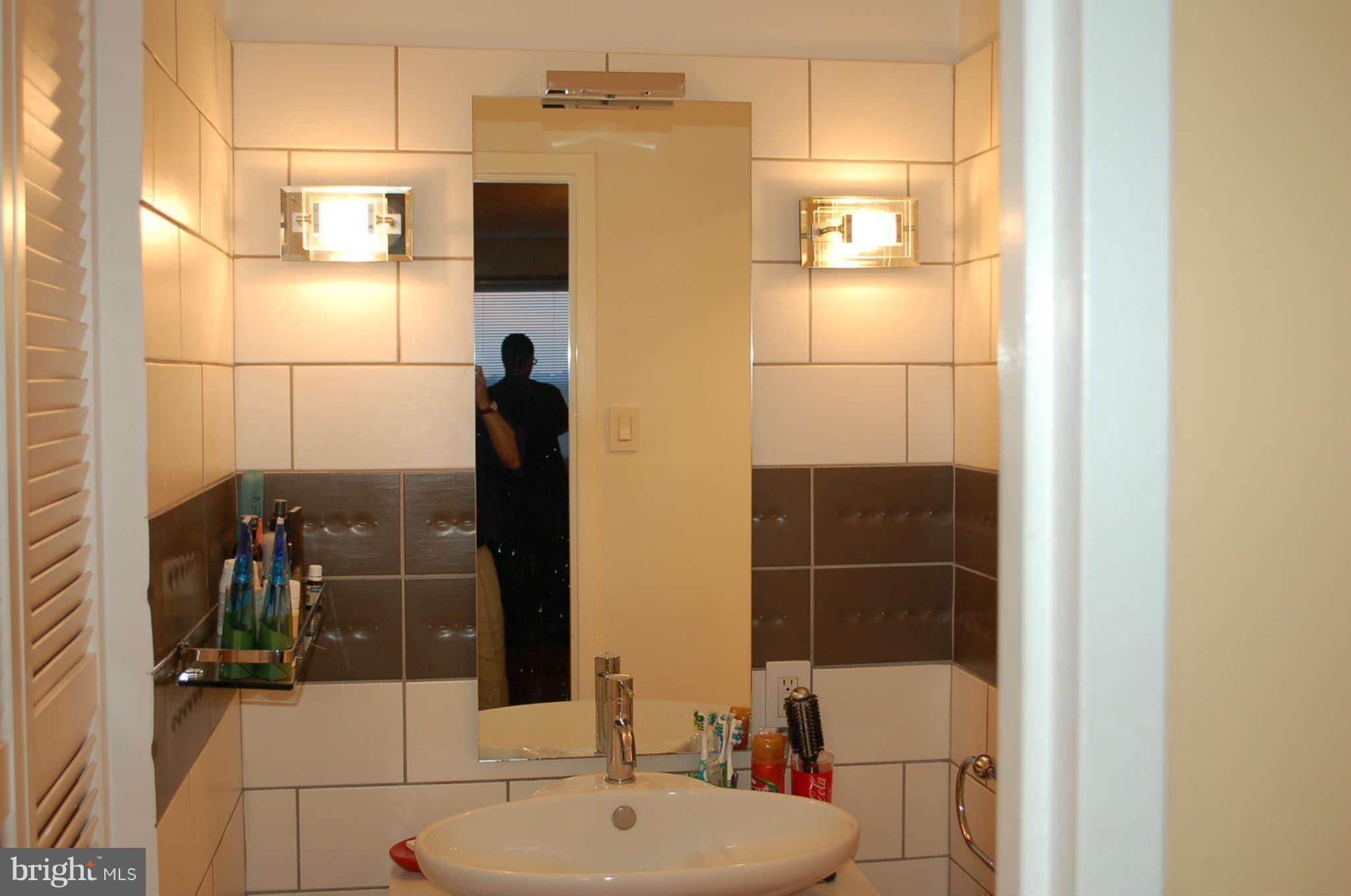 4515 Willard Avenue, Unit 1804S Chevy Chase, MD 20815 - Photo 15 of 15 Bath (Master)