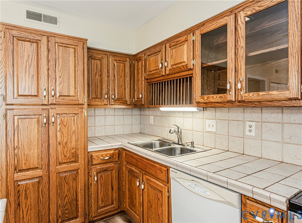 131 Raleigh Street Williamsburg, VA 23185 - Photo 12 of 41