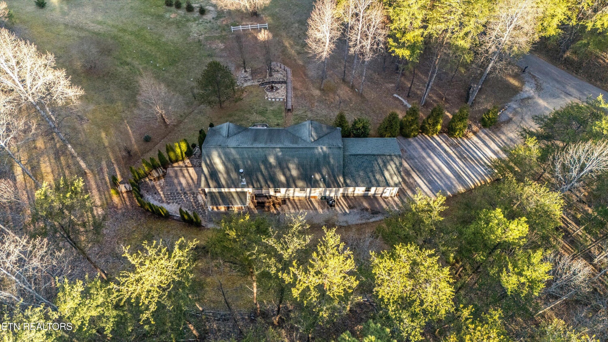 521 Overview Way Newport, TN 37821 - Photo 38 of 44