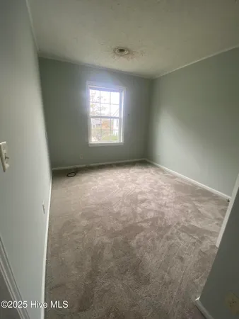 $1,395 | 317 Fayetteville Avenue, Unit B, Carolina Beach, NC 28428