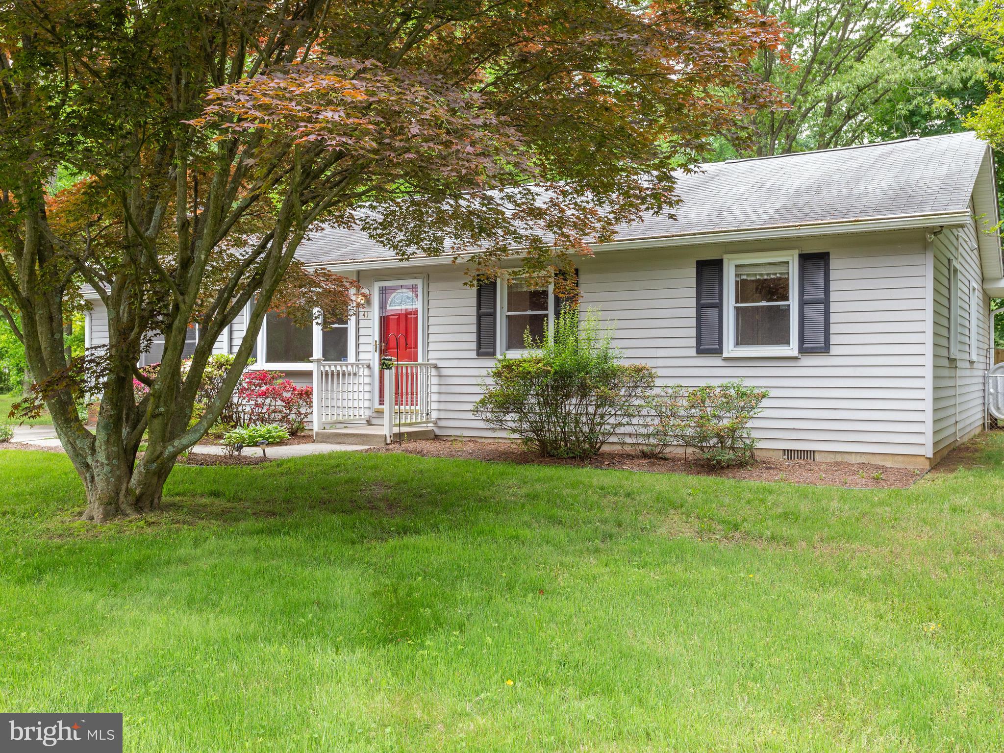 41 Claiborne Road Edgewater, MD 21037 - Photo 3 of 40 Gallery Image 3