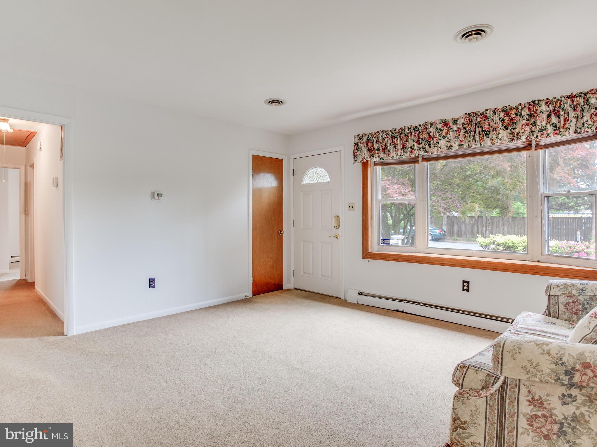 41 Claiborne Road Edgewater, MD 21037 - Photo 8 of 40 Gallery Image 8