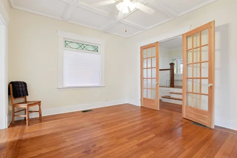 $419,000 | 541 Montauk Avenue, New London, CT 06320