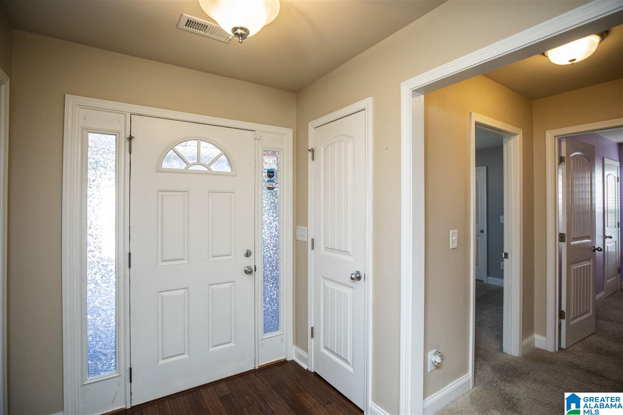 408 Rock View Trail Alabaster, AL 35114 - Photo 2 of 34