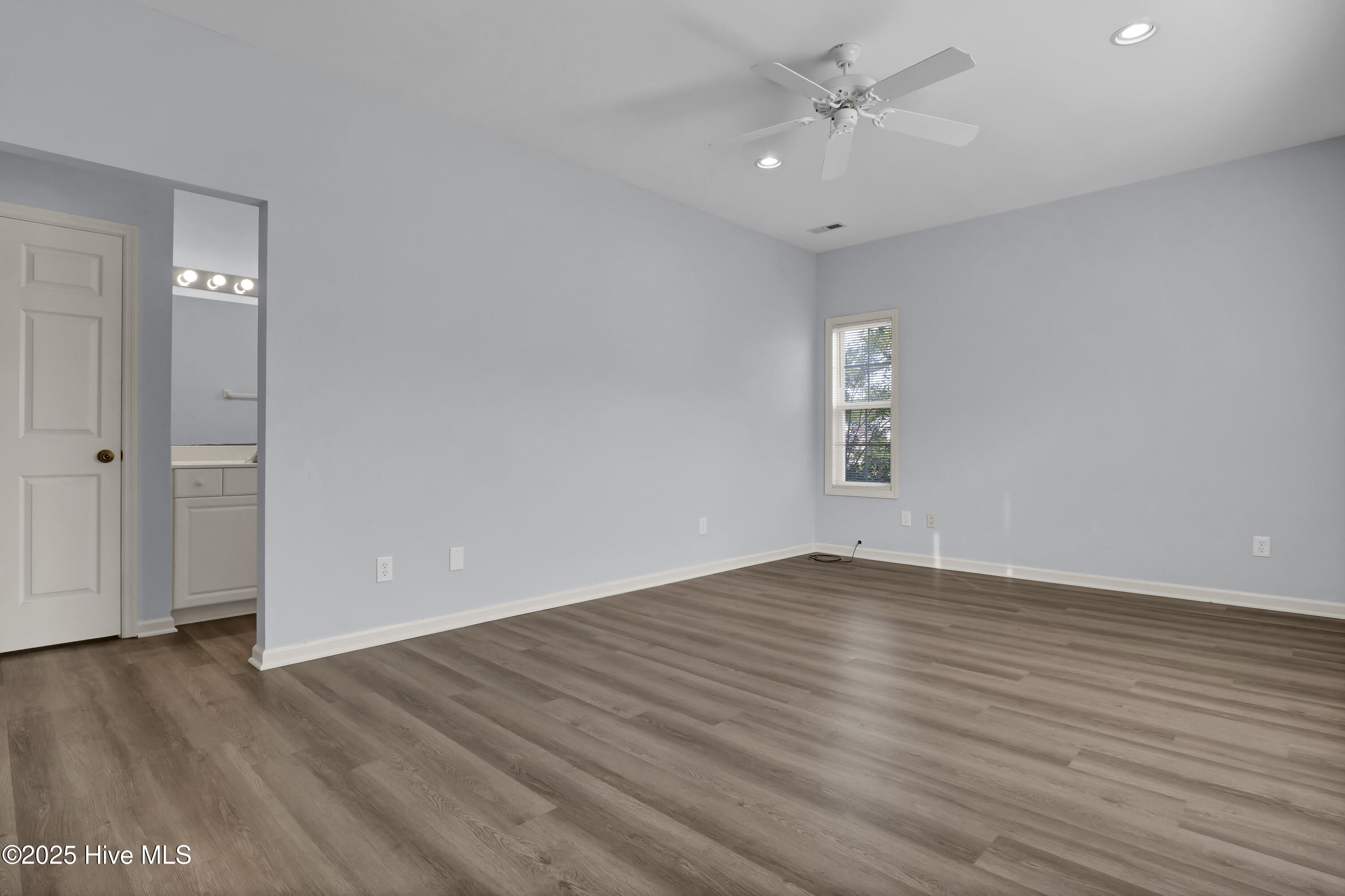 23 Captain Beam Boulevard Hampstead, NC 28443 - Photo 16 of 32 P6377442