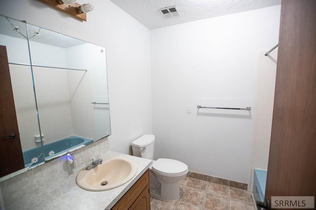 3741 East 800 North Rigby, ID 83442 - Photo 11 of 40