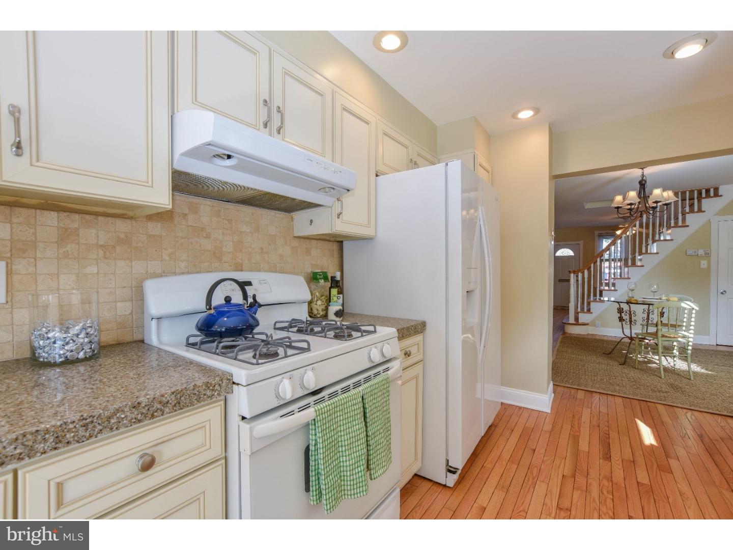 214 Ripka Street Philadelphia, PA 19127 - Photo 5 of 25